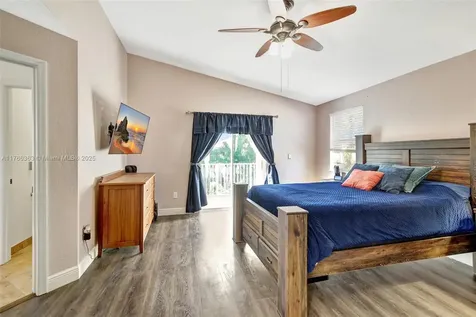 15852 SW 14th Street Pembroke Pines FL 33027