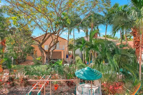 15852 SW 14th Street Pembroke Pines FL 33027