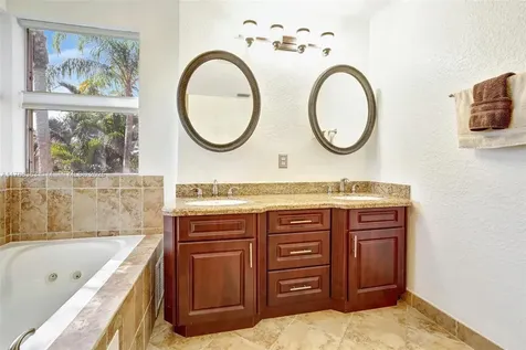 15852 SW 14th Street Pembroke Pines FL 33027