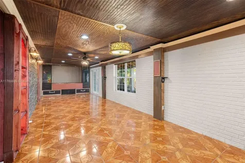 4340 NW 6th Street Plantation FL 33317
