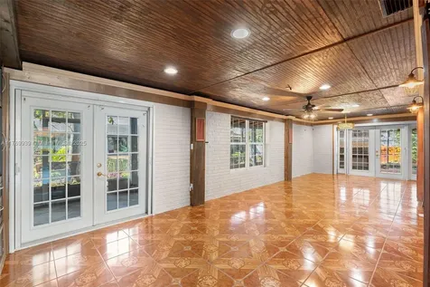 4340 NW 6th Street Plantation FL 33317