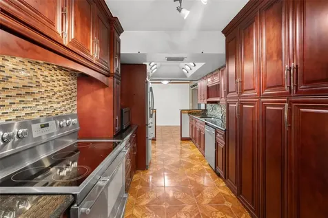 4340 NW 6th Street Plantation FL 33317