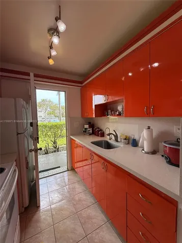 16790 NE 14th Avenue Miami FL 33162