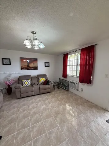 16790 NE 14th Avenue Miami FL 33162