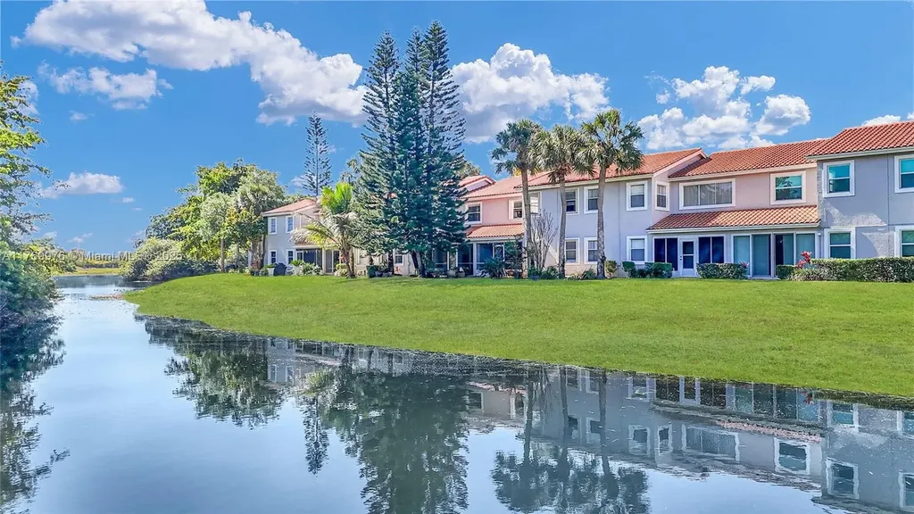 10396 Lake Vista Circle Boca Raton FL 33498