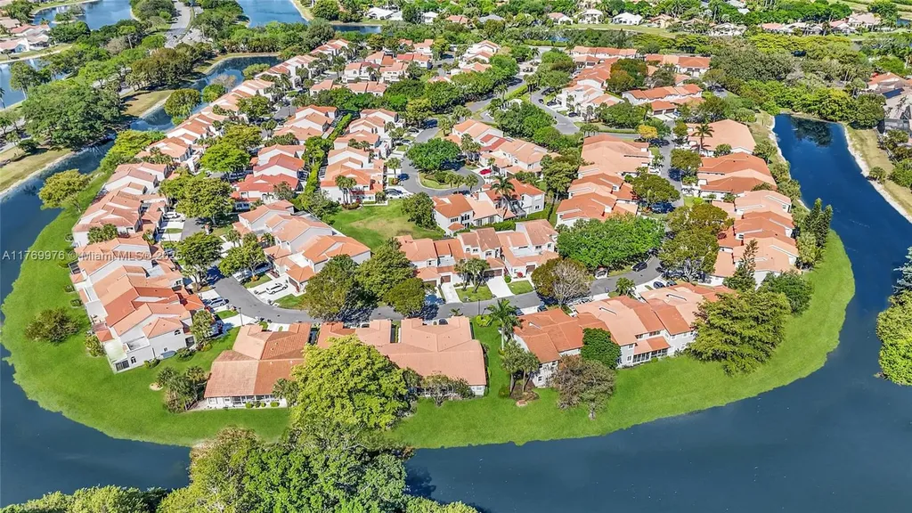 10396 Lake Vista Circle Boca Raton FL 33498