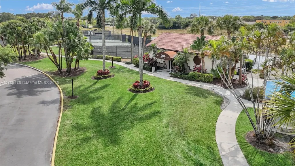 10396 Lake Vista Circle Boca Raton FL 33498