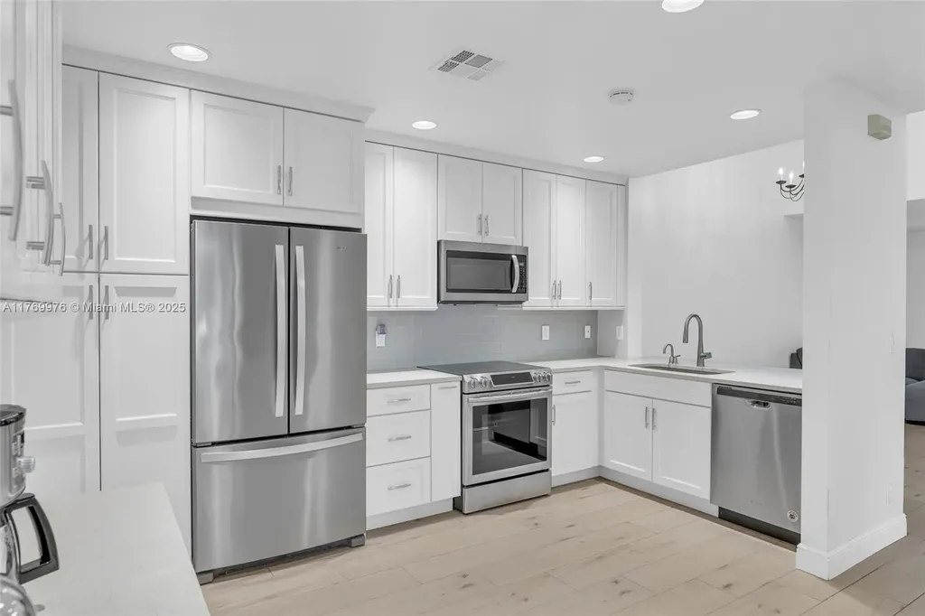 10396 Lake Vista Circle Boca Raton FL 33498