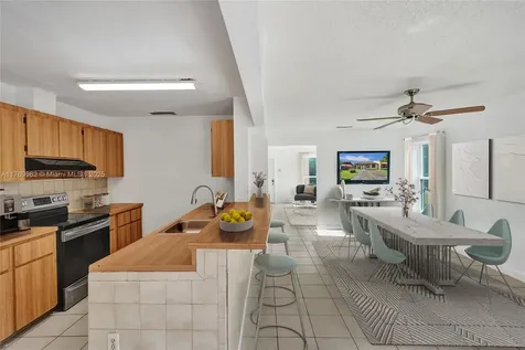 12240 SW 115th Terrace Miami FL 33186