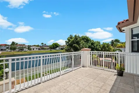 16477 SW 67th Terrace Miami FL 33193