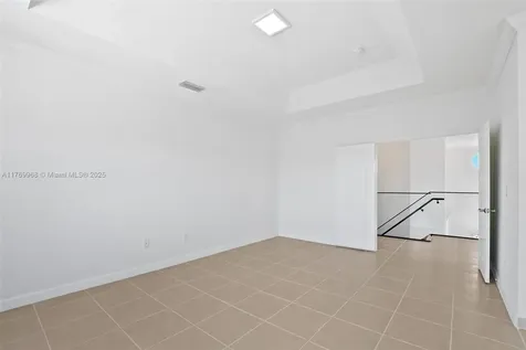 16477 SW 67th Terrace Miami FL 33193