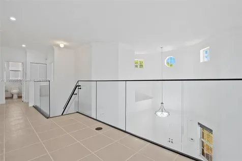 16477 SW 67th Terrace Miami FL 33193
