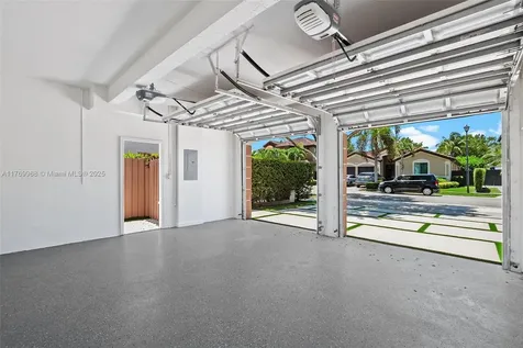 16477 SW 67th Terrace Miami FL 33193