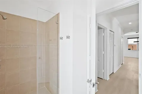 16477 SW 67th Terrace Miami FL 33193