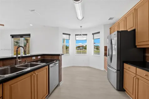 16477 SW 67th Terrace Miami FL 33193