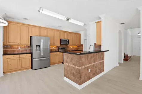 16477 SW 67th Terrace Miami FL 33193