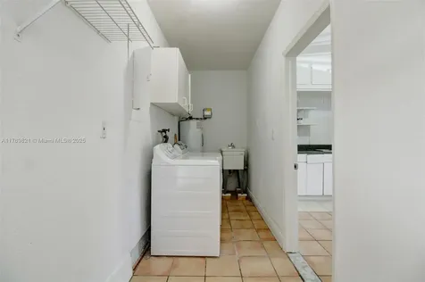 14581 SW 95th Lane Miami FL 33186