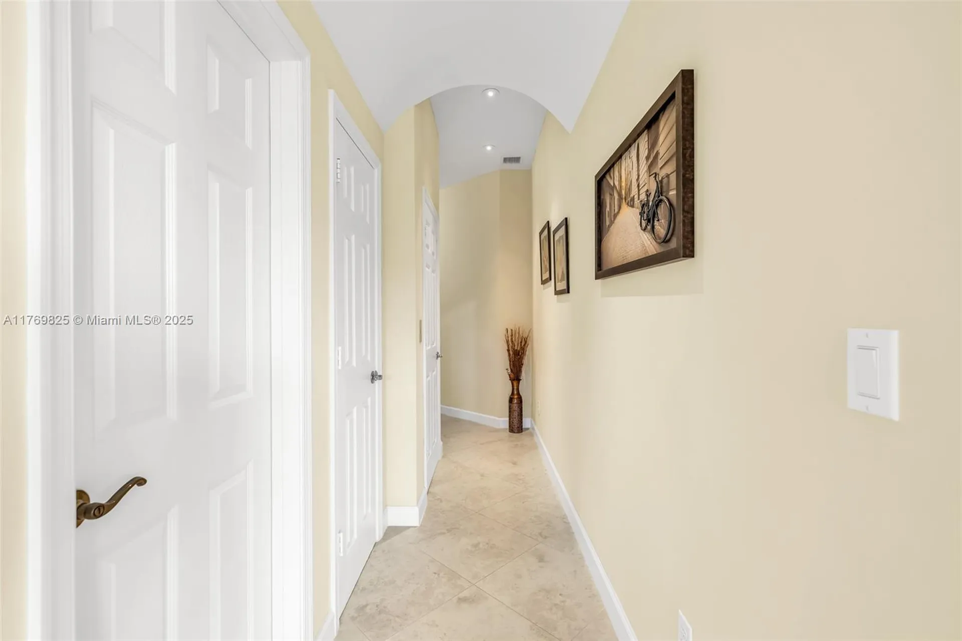 4718 S Prive Circle Delray Beach FL 33445