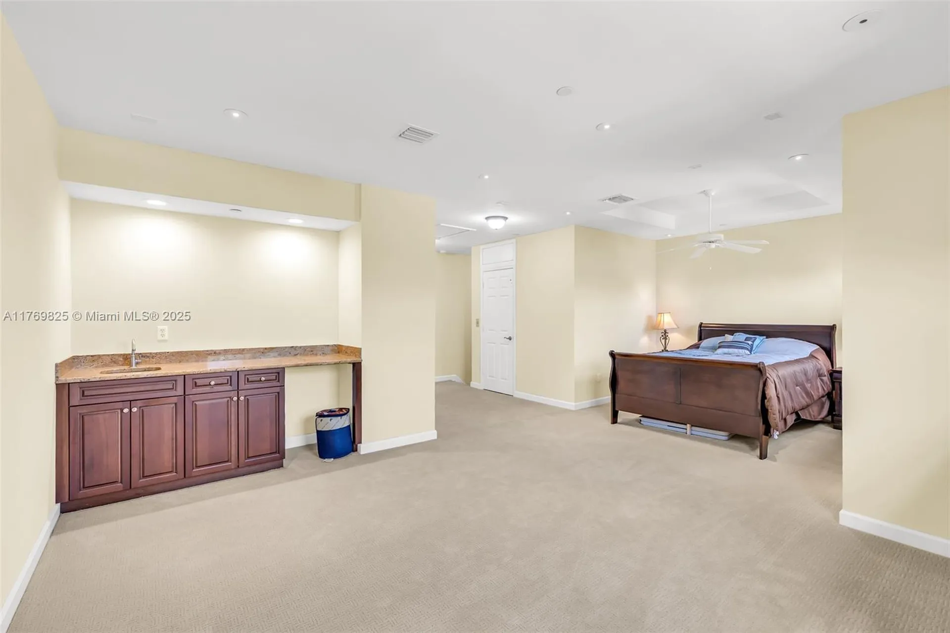 4718 S Prive Circle Delray Beach FL 33445