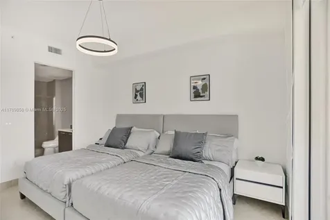 18101 Collins Avenue Sunny Isles Beach FL 33160