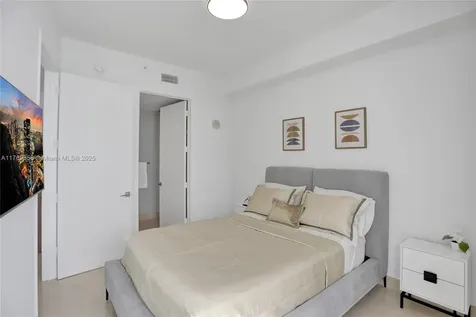 18101 Collins Avenue Sunny Isles Beach FL 33160