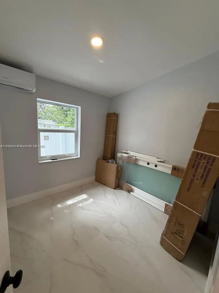 5636 Arthur Street Hollywood FL 33021