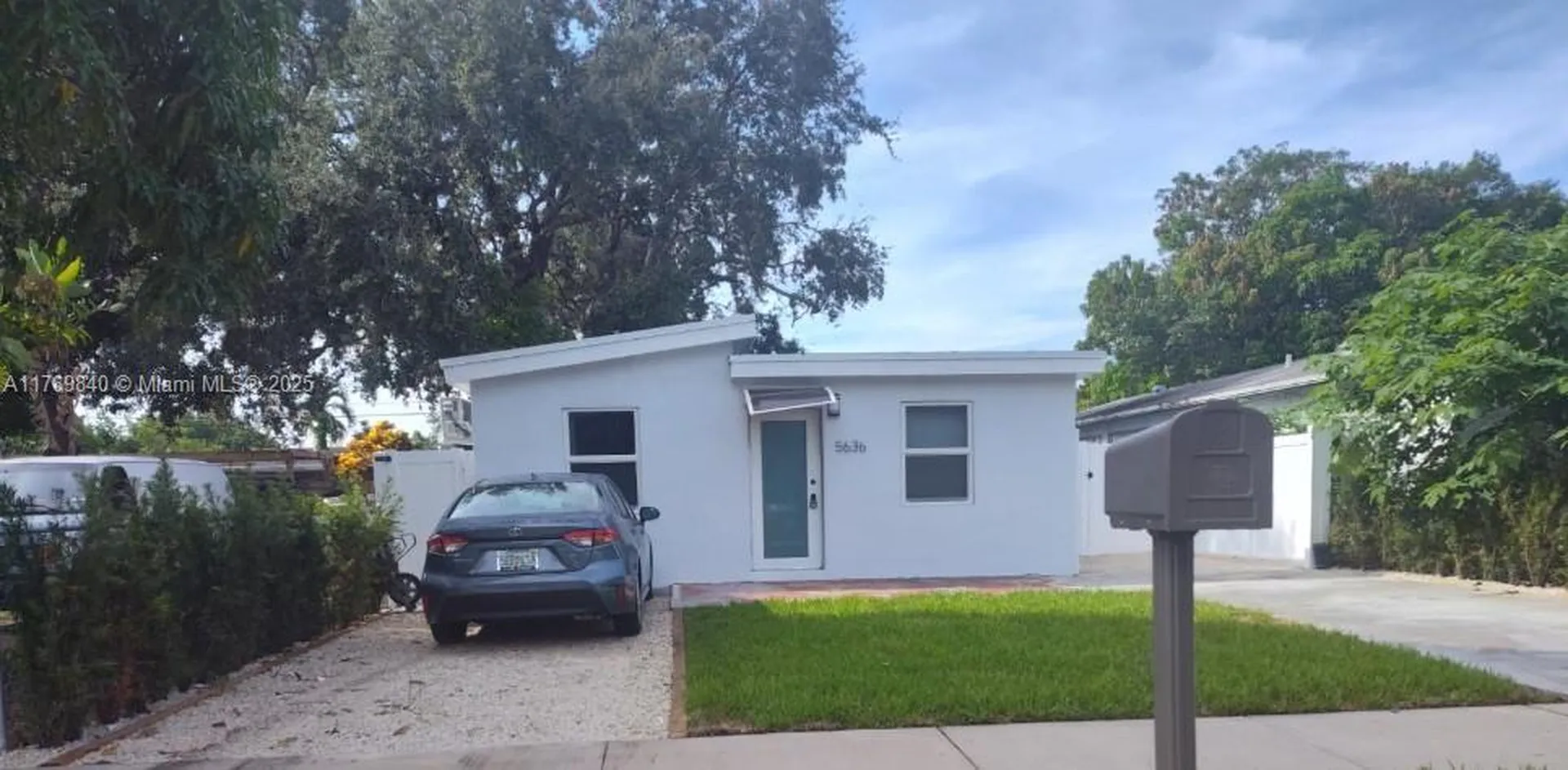 5636 Arthur Street Hollywood FL 33021