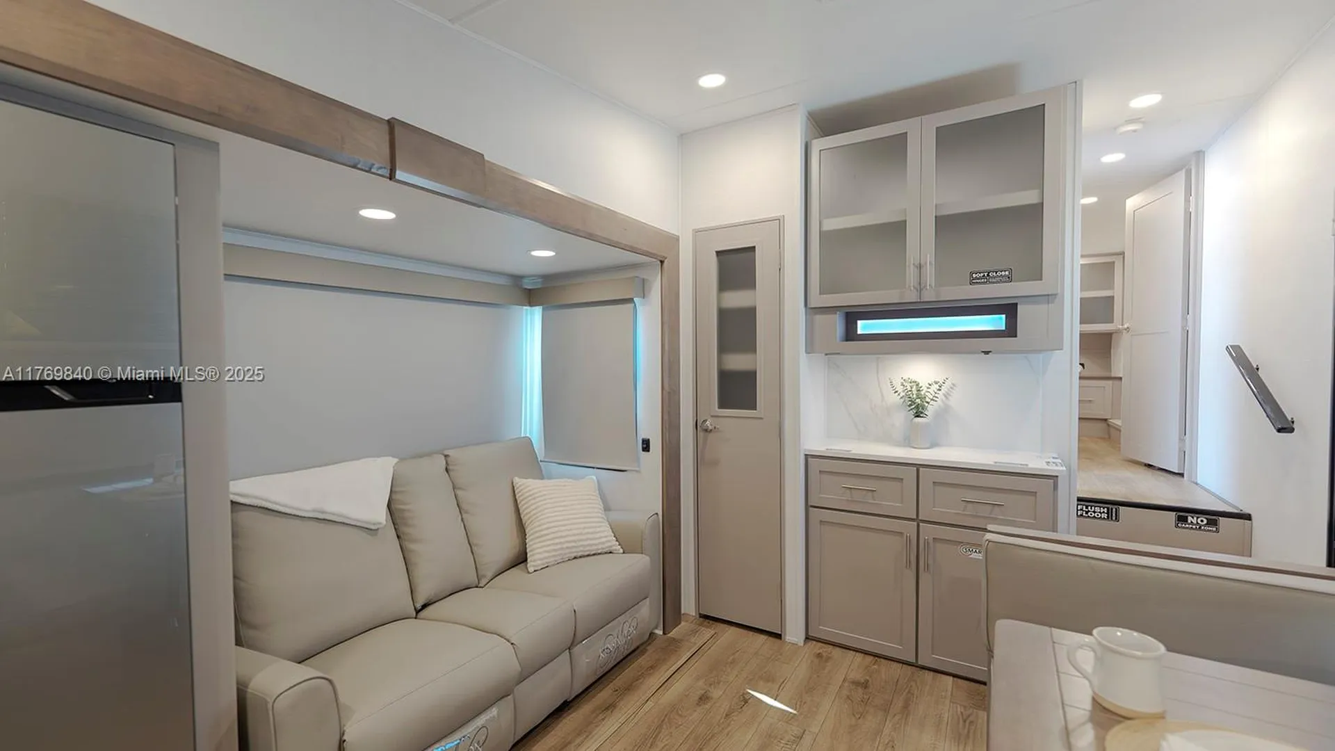 5636 Arthur Street Hollywood FL 33021