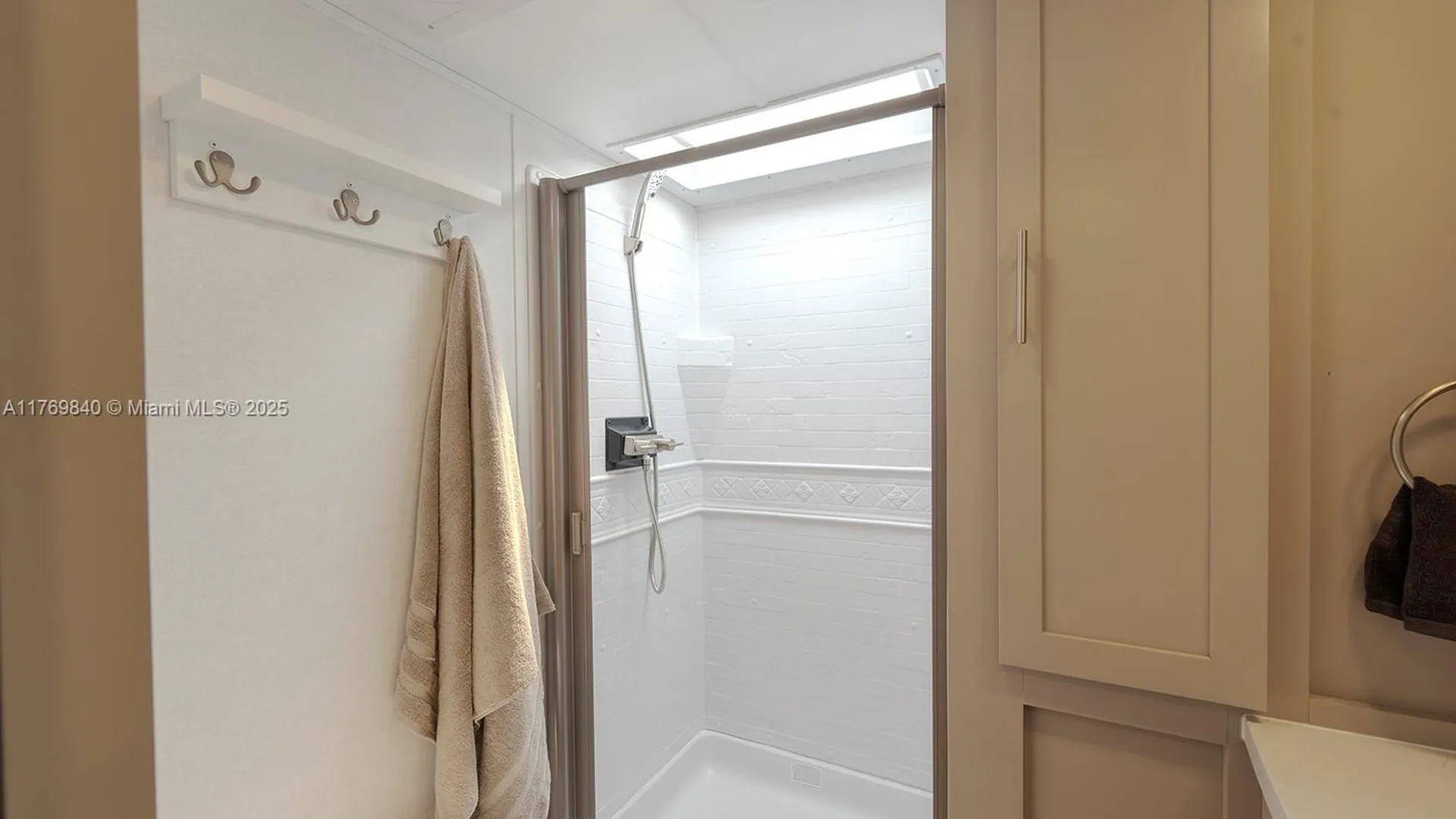 5636 Arthur Street Hollywood FL 33021