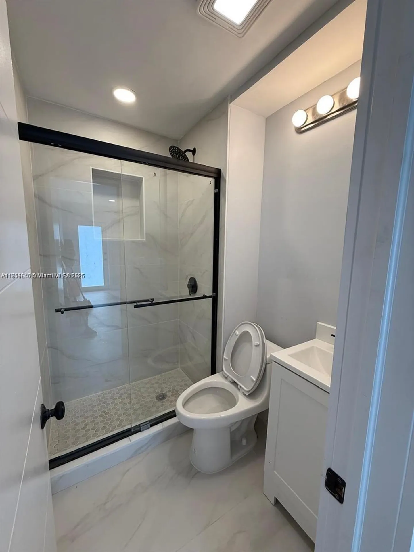 5636 Arthur Street Hollywood FL 33021