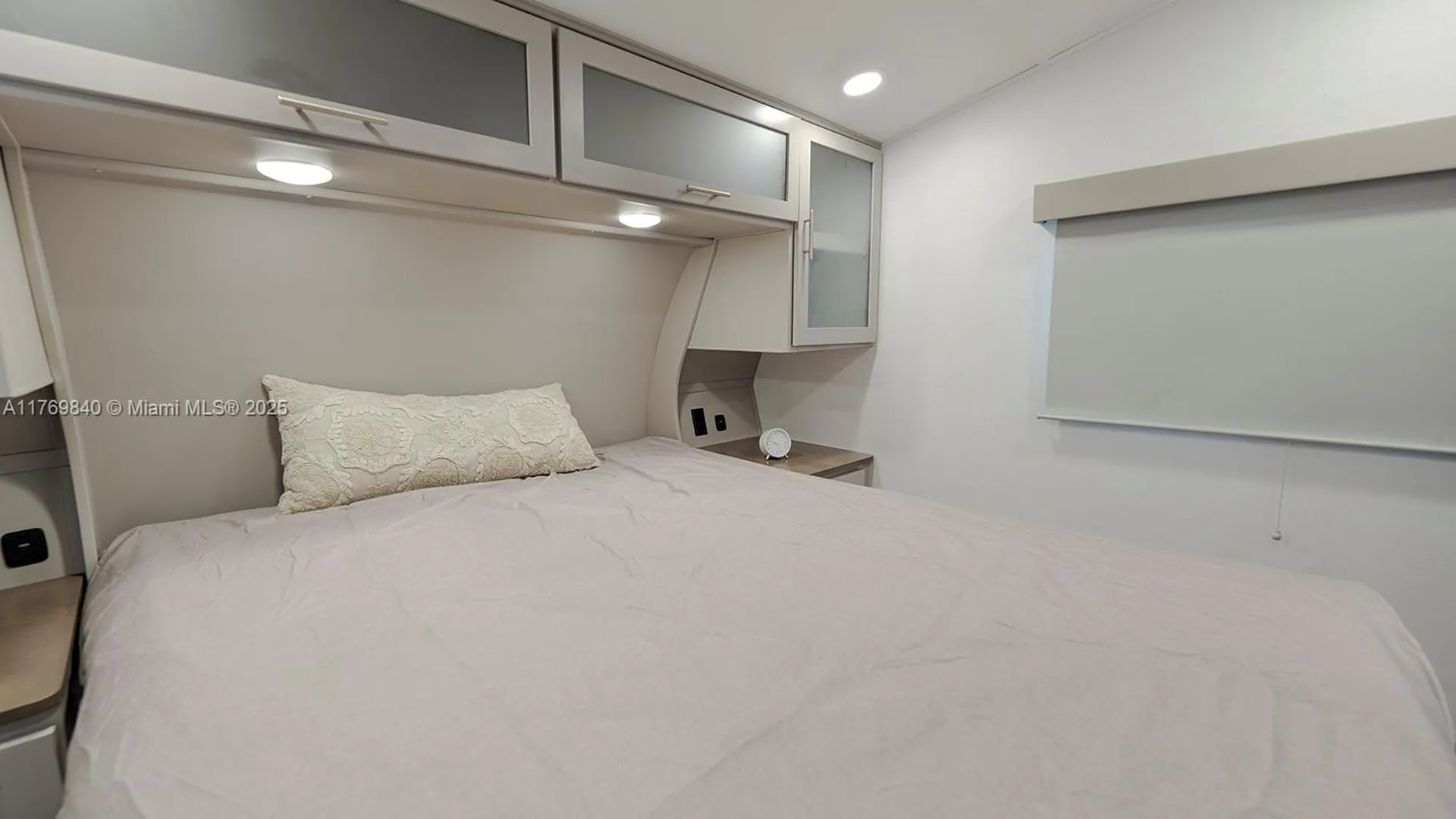 5636 Arthur Street Hollywood FL 33021