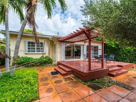 9441 Byron Avenue Surfside FL 33154