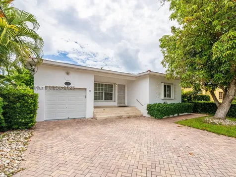 9441 Byron Avenue Surfside FL 33154