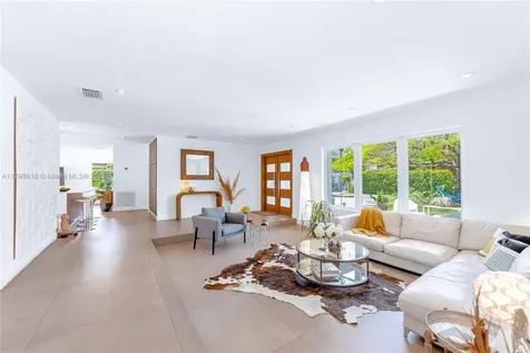 5721 SW 58th Place South Miami FL 33143