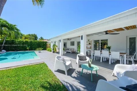 5721 SW 58th Place South Miami FL 33143