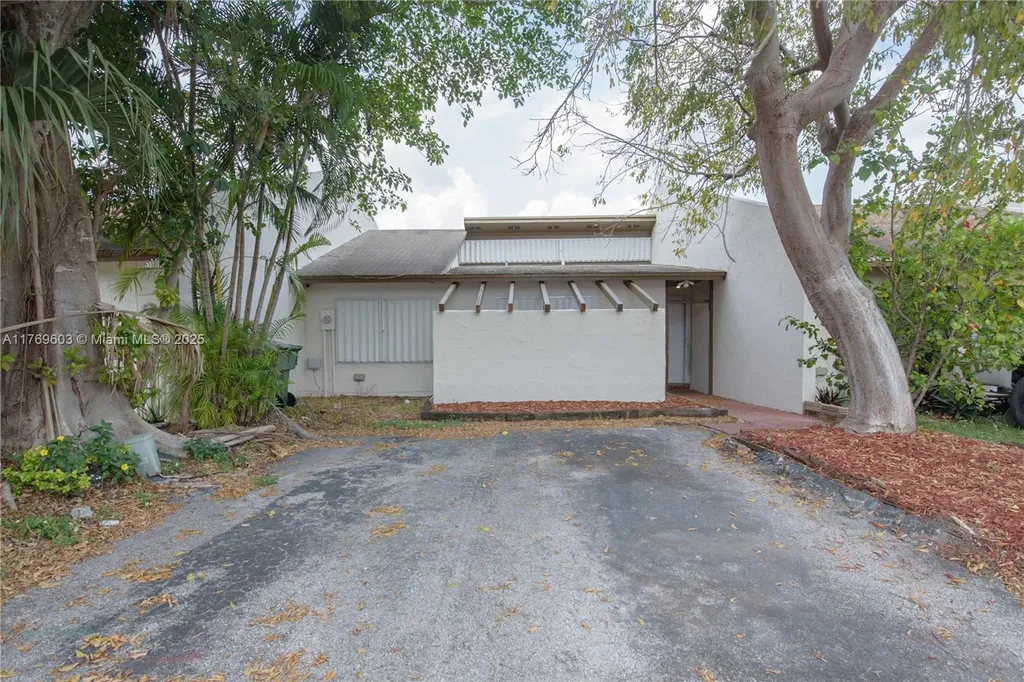 1353 S Audubon Drive Homestead FL 33035