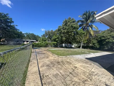 1107 NW 14th Street Fort Lauderdale FL 33311