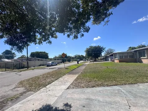 1107 NW 14th Street Fort Lauderdale FL 33311