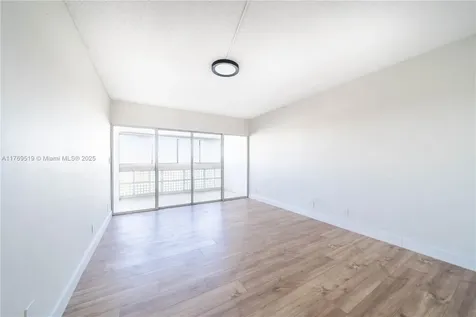 3301 Spanish Moss Terrace Lauderhill FL 33319