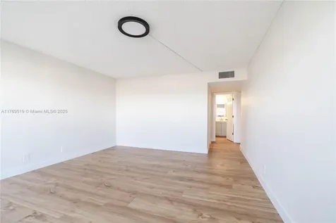 3301 Spanish Moss Terrace Lauderhill FL 33319