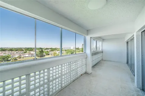 3301 Spanish Moss Terrace Lauderhill FL 33319