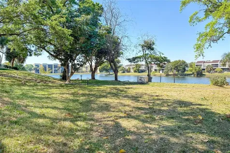 3301 Spanish Moss Terrace Lauderhill FL 33319