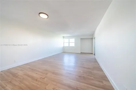 3301 Spanish Moss Terrace Lauderhill FL 33319