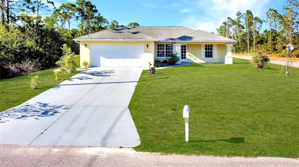1143 Cove Street E Lehigh Acres FL 33974