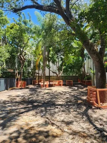 2940 Oak Avenue Miami FL 33133