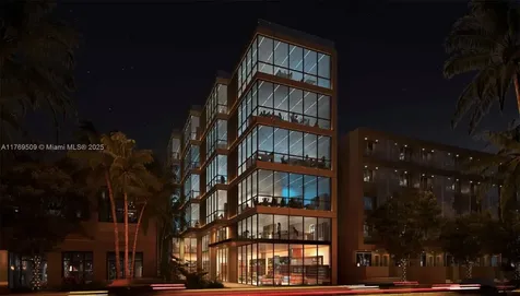 2940 Oak Avenue Miami FL 33133