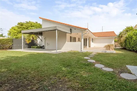 6881 SW 94th Avenue Miami FL 33173