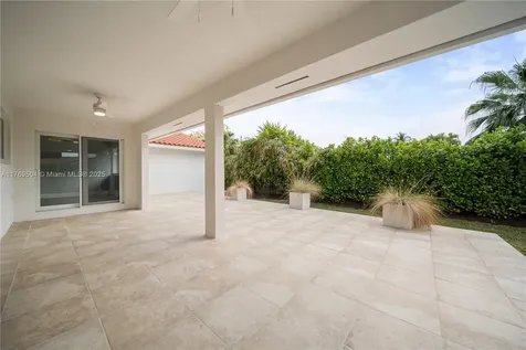 6881 SW 94th Avenue Miami FL 33173