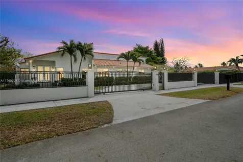 6881 SW 94th Avenue Miami FL 33173