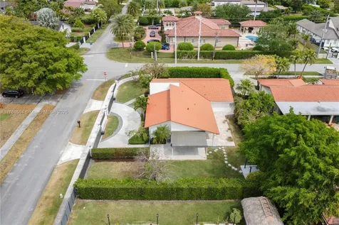6881 SW 94th Avenue Miami FL 33173